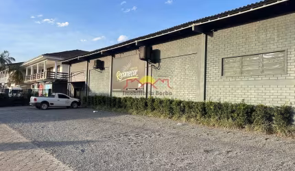 GALPÃO COM 550m² NO BAIRRO BOEHMERWALD