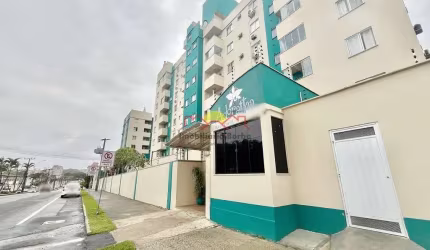Apartamento Semi Mobiliado no Floresta