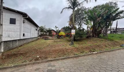 Terreno com Área Total de 325 m² em Araquari