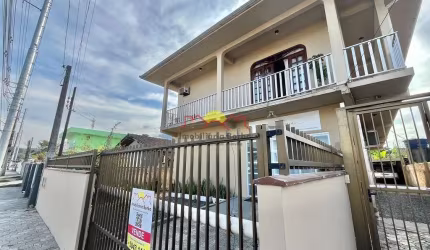 Sobrado Residencial/ Comercial com 06 Dormitórios