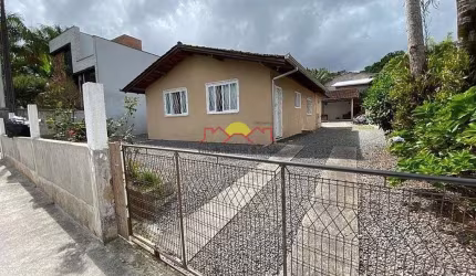 Terreno com 450 m² no Nova Brasília