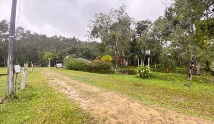 Terreno com Área Total de 21.450 m²
