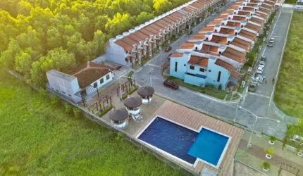 Casa Duplex com 2 dormitórios em Condomínio Fechado - Marechal Deodoro (65m²)