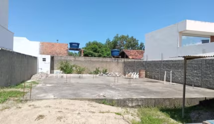 Lote em Condomínio Fechado com projeto em Marechal Deodoro - 264m²