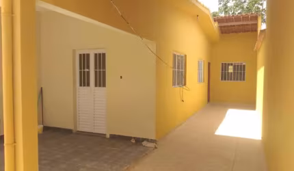 Casa no Santos Dumont com 3 dormitórios sendo 2 suítes - 200m²