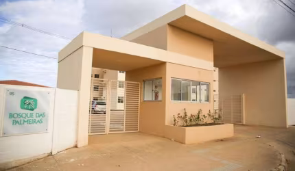 Apartamento com 2 dormitórios no Benedito Bentes - 45m²