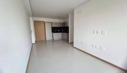 Quarto e Sala semimobiliado na Jatiúca disponível para Locação -  44,50m²