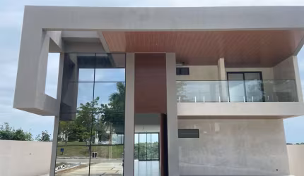 Casa de Alto Padrão com 4 suítes + DCE no Bairro da Serraria - 603m²