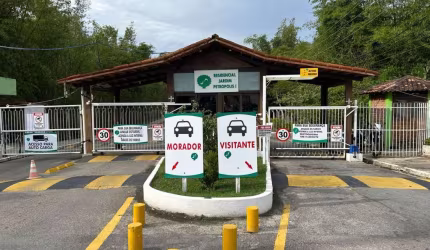 Lote em Condomínio Fechado no Bairro do Jardim Petrópolis - 360m²