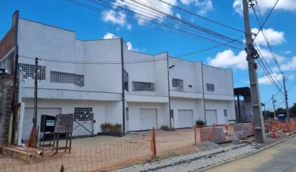 Galpão disponível para Locação na Durval de Góes Monteiro - 260m² e 400m²