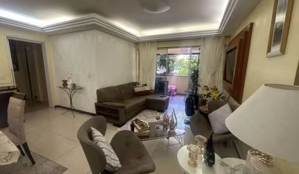Apartamento com 3 dormitórios sendo 1 suíte na Ponta Verde - 101m²
