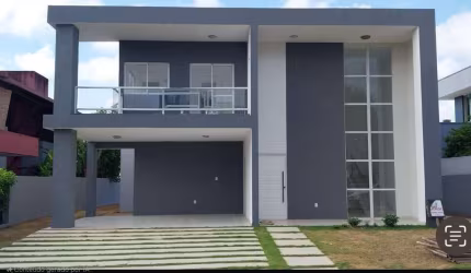 Casa em Condomínio Fechado no Bairro Petrópolis com 4 suítes + Lavabo - 464m²