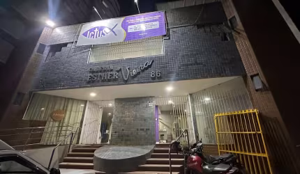 Salas Comerciais em Galeria Disponíveis para Locação no Bairro do Farol