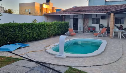 Casa Ampla com 3 dormitórios sendo 1 suíte em Marechal Deodoro - 360m²