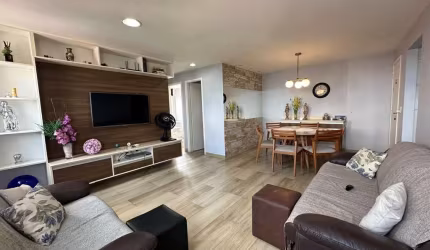 Apartamento com 2 quartos sendo 1 suíte Mobiliado no Bairro do Farol - 93m²