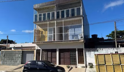 Oportunidade de investimento: Prédio com 8 apartamentos no Conjunto João Sampaio - 175m²