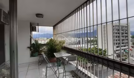 Apartamento com 3 quartos à venda na Professor Castilho, 360, Campo Grande, Rio de Janeiro por R$ 550.000