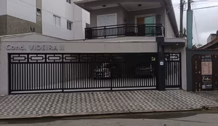 Casa de Condominio  térrea a 200 metros na pra Mirin