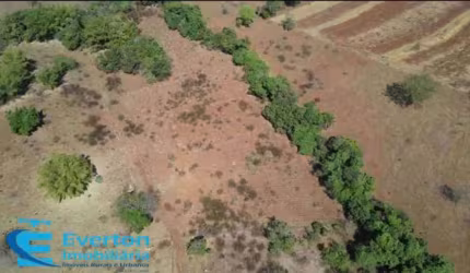 Sitio 6 alqueires(29.04 hectares) em Uberlândia - Distrito de Martinésia.