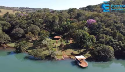 Chácara com 60.000m²  em Indianópolis; Muita beleza e conforto;