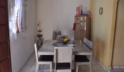 Excelente  casa para investimento, no bairro Morumbi, Uberlândia-MG;