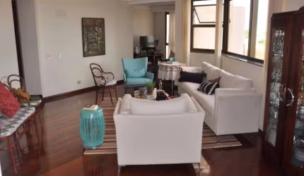 Excelente apartamento localizado na região central , próximo a praça da Bicota;