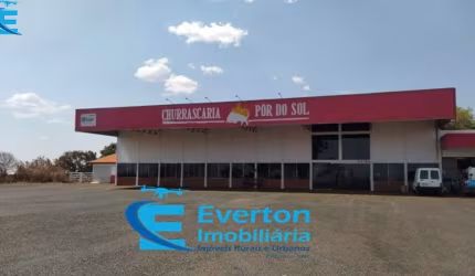 Área comercial em Araguari MG com 27.000m²