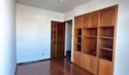 Apartamento c/ 3 quartos 1 suite, sala 2 ambientes, 3 banheiros, cozinha, lavandeira, sacada dupla, quarto de despensa, 2 corredores, cond 210 reais