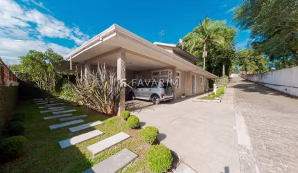 Casa em condomínio fechado com 3 quartos à venda na Rua Inácio Wichnewski, Orleans, Curitiba, 162 m2 por R$ 2.500.000