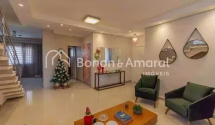 Casa com 4 Quartos e 6 banheiros à Venda, 312 m² por R$ 2.195.000