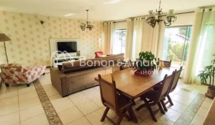 Casa com  279 m² e 3 Quartos