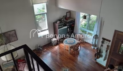 Casa de Condomínio com 250 m² e 4 Quartos