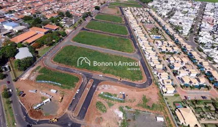 Lote comercial com 644 m² no Condomínio Jardim dos Lírios, Paulínia