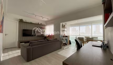 Apartamento com 3 Quartos e 3 banheiros à Venda, 109 m² por R$ 1.350.000