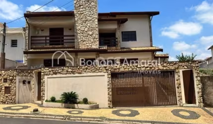 Casa à venda, 4 dormitorios sendo 2 suítes no Jardim Chapadão em Campinas