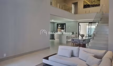 Sobrado com 4 suítes e piscina no Condomínio Villa Bella Livorno, Paulínia