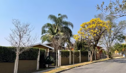 Casa à venda no Condomínio Colinas do Ermitage em Sousas, Campinas/SP