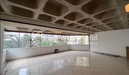 Apartamento à venda com 190 m² e 4 quartos, no Cambuí em Campinas/SP