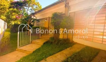 Casa com 3 Quartos sendo 1 suíte e 3 banheiros à Venda, 211 m²