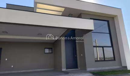 CASA NOVA, À VENDA EM CONDOMÍNIO, COM 3 SUÍTES E PISCINA