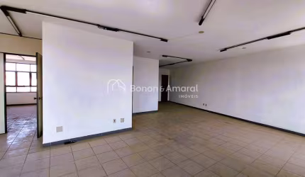 Ampla sala comercial em Valinhos - Vende ou Aluga