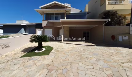 Casa à venda no Condomínio Villaggio Fiorentino em Valinhos.