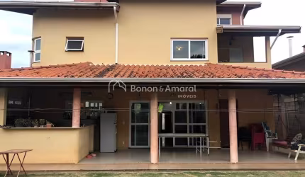 Casa à venda,4 quartos sendo 1 suíte, 4 banheiros, 4 vagas   297 m²  Condomínio Residencial Terras do Caribe - Valinhos/SP