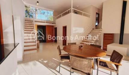 Casa em Condomínio à Venda com 4 quartos, 5 banheiros, 4 vagas e 270m² por R$ 1.750.000