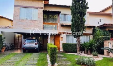 **Casa de Alto Padrão à Venda em Condomínio Fechado em Valinhos/SP - Segurança 24h e Lazer Completo**