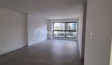 Apartamento à venda no Bairro Cambuí em Campinas -SP