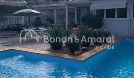 &amp;#34;Elegância Provençal em Valinhos: Casa Exclusiva com Jardins, Piscina e Espaço Gourmet&amp;#34;