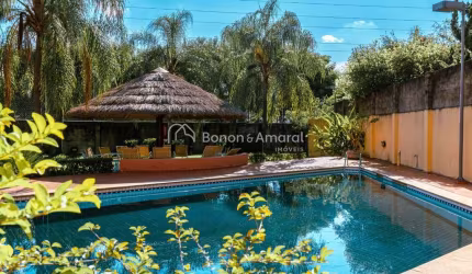 Casa à venda com 4 quartos, 2 suítes, 263 m² no Villa Imperial