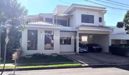 &amp;#34;Casa Espaciosa com 4 Suítes e Área de Lazer Completa em Condomínio Seguro&amp;#34;