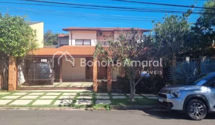 Sobrado à venda 290m², com piscina, na Cidade Universitária